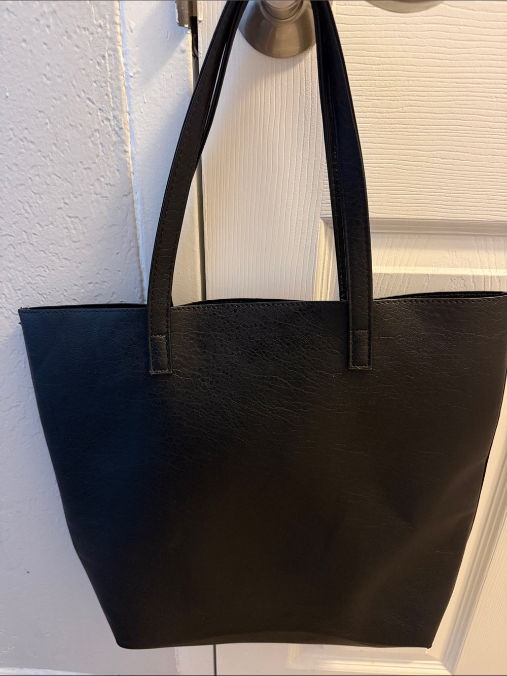 MCM Parfums Black Tote with Cognac Center Stripe - Picture 2 of 4